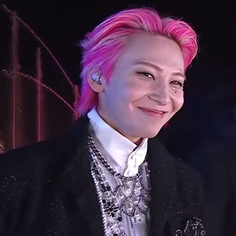 Recent activity shot of Kawashiri Ren (JO1)