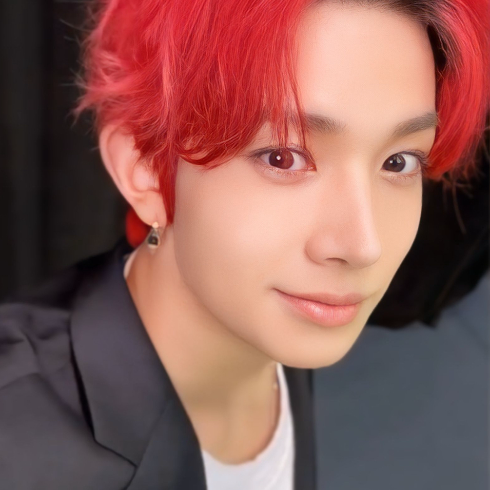 Behind-the-scenes cut of Heeseung (ENHYPEN)