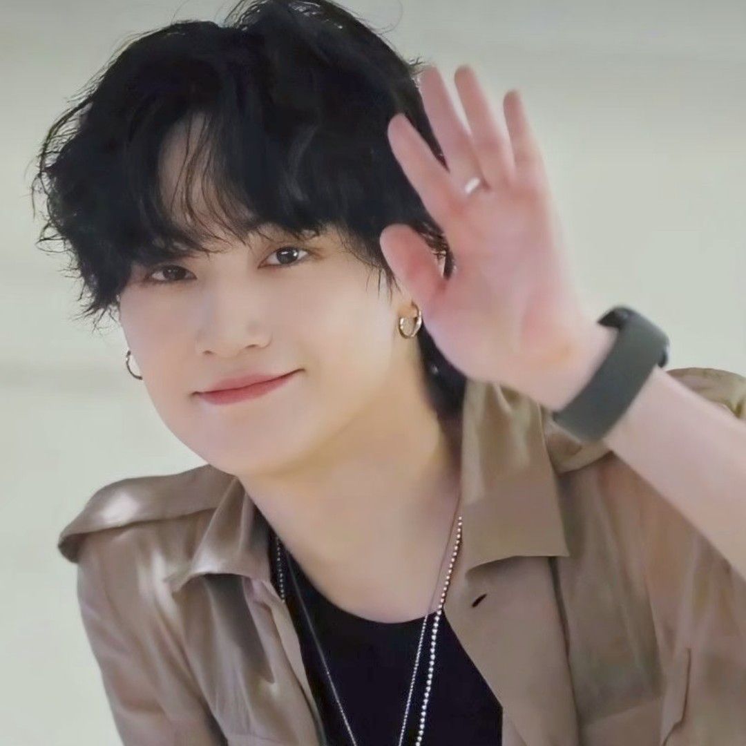 Recent activity shot of JAY B (GOT7)