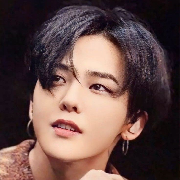 Behind-the-scenes cut of G-DRAGON (BIGBANG)