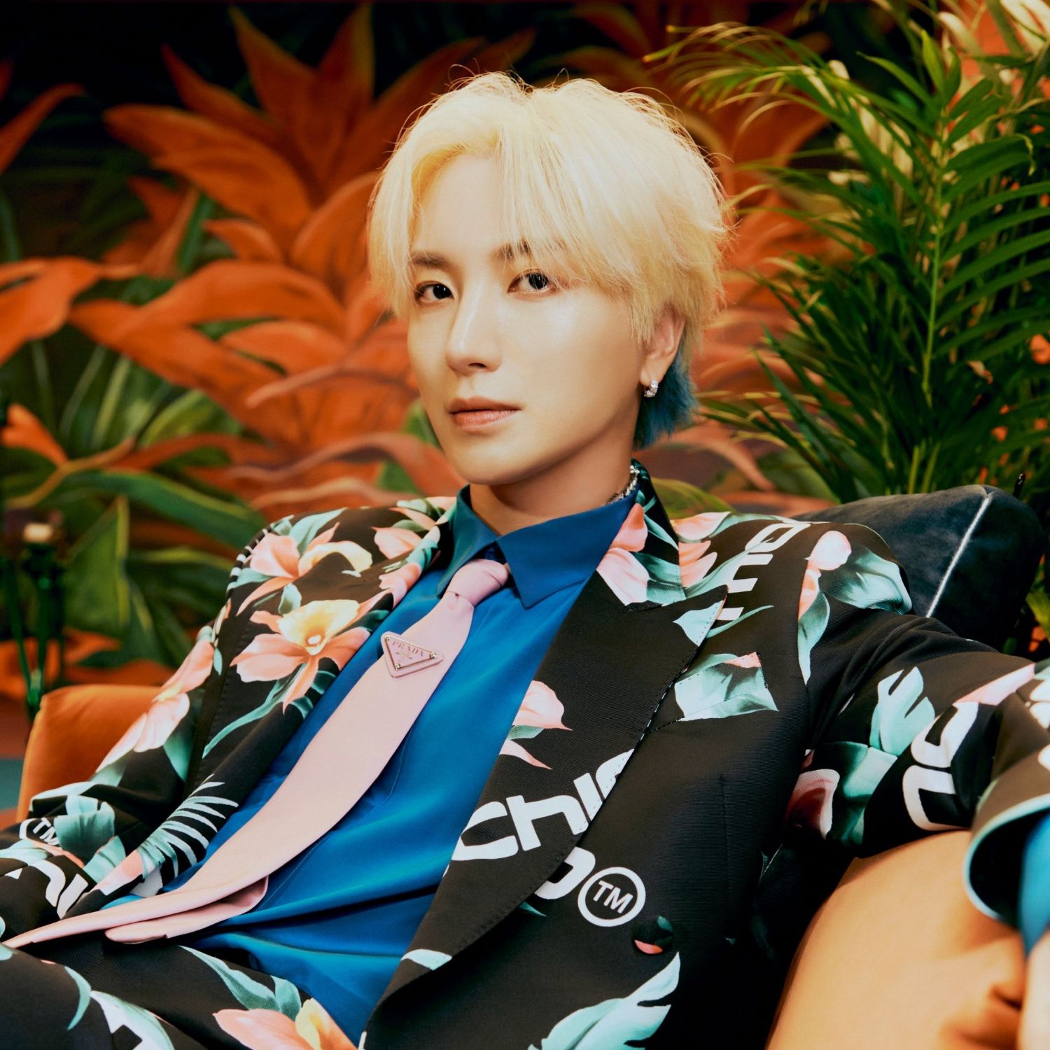 Recent activity shot of Leeteuk (Super Junior)