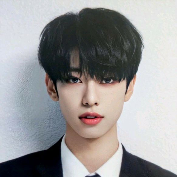 Latest photo of Kim Donghyun (AB6IX)