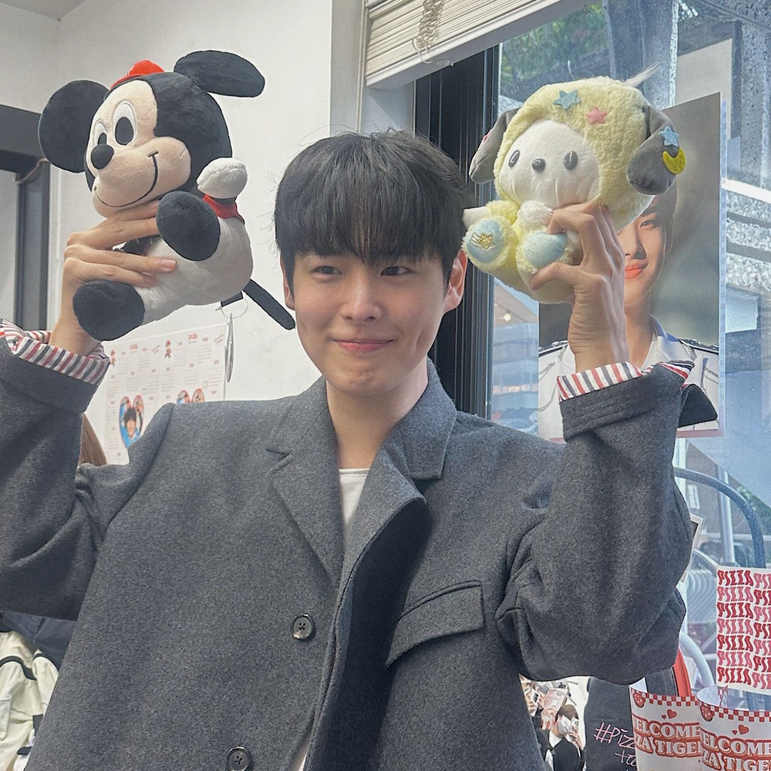 Latest photo of Choi Byungchan