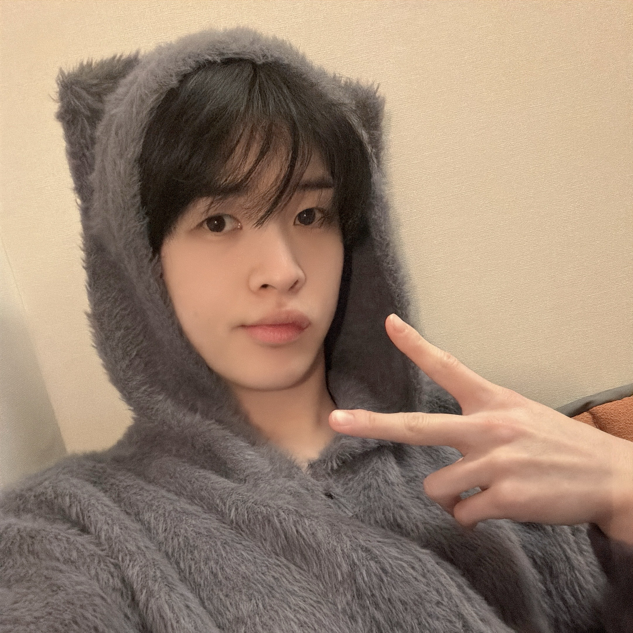 Recent activity shot of Allen (CRAVITY)