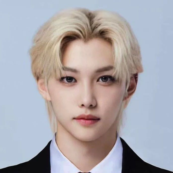 Recent activity shot of Felix (Stray Kids)