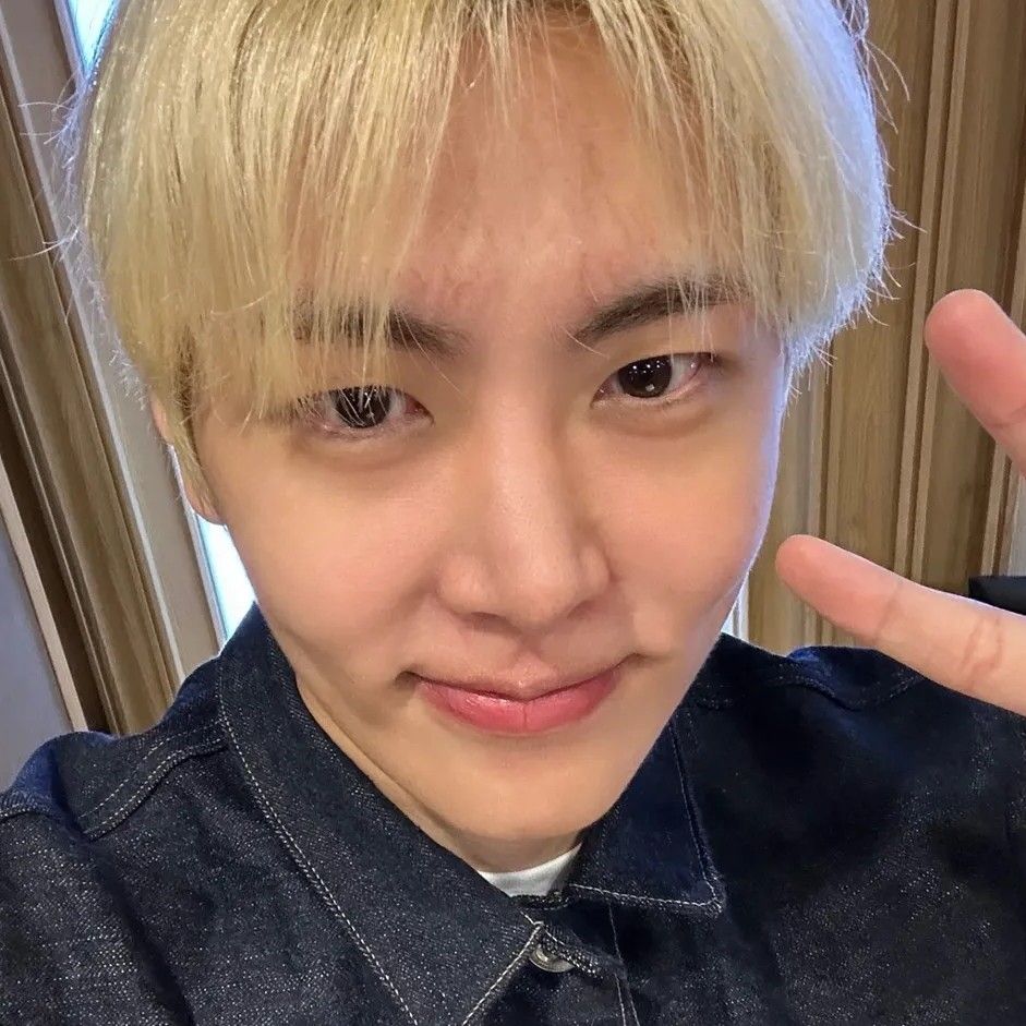 在允 (SF9)粉絲拍下的瞬間