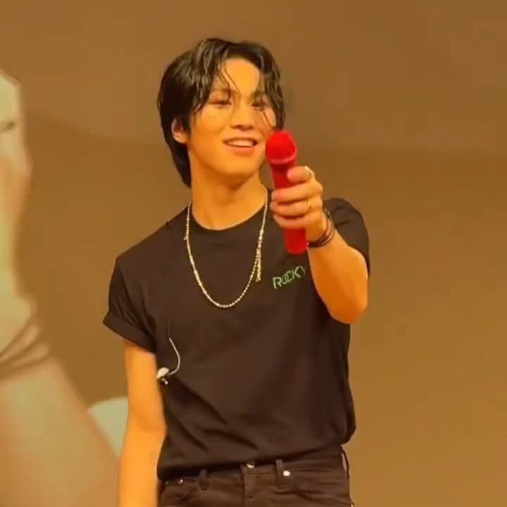 A moment captured by Rocky's fan