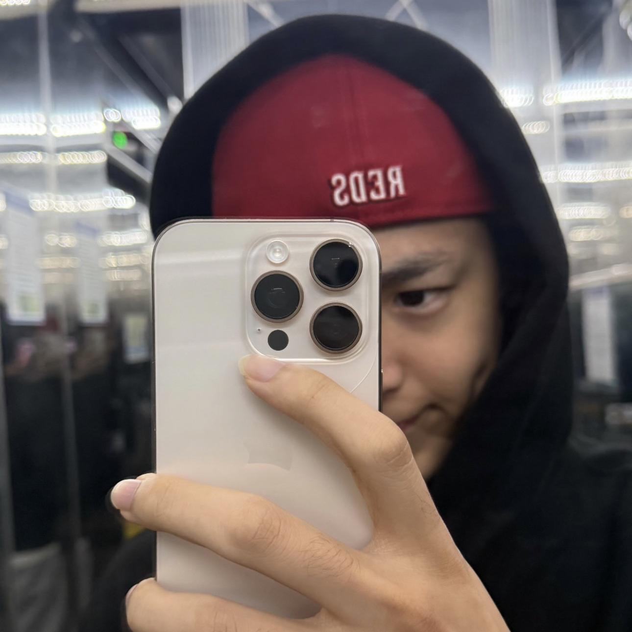 A moment captured by Choi Byungchan's fan