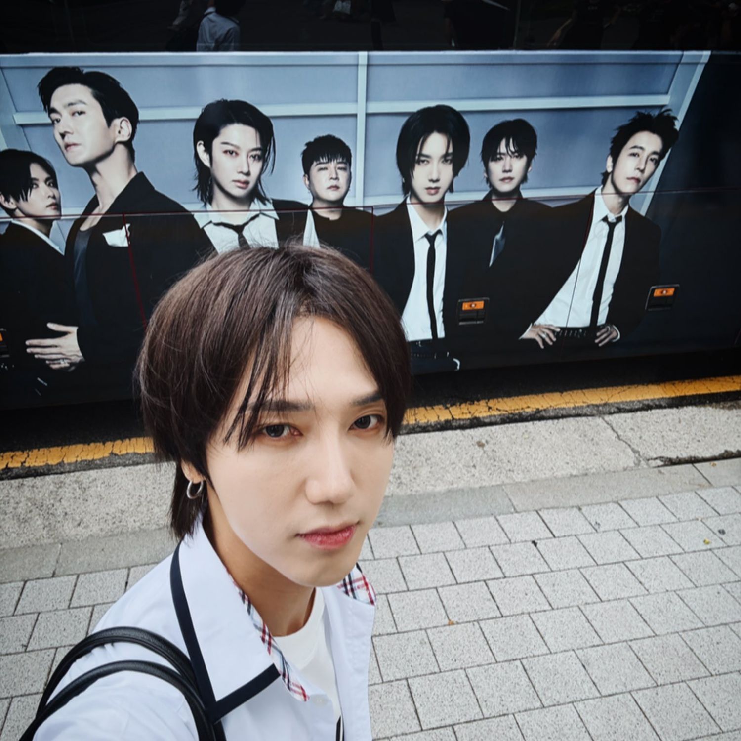 Behind-the-scenes cut of Super Junior