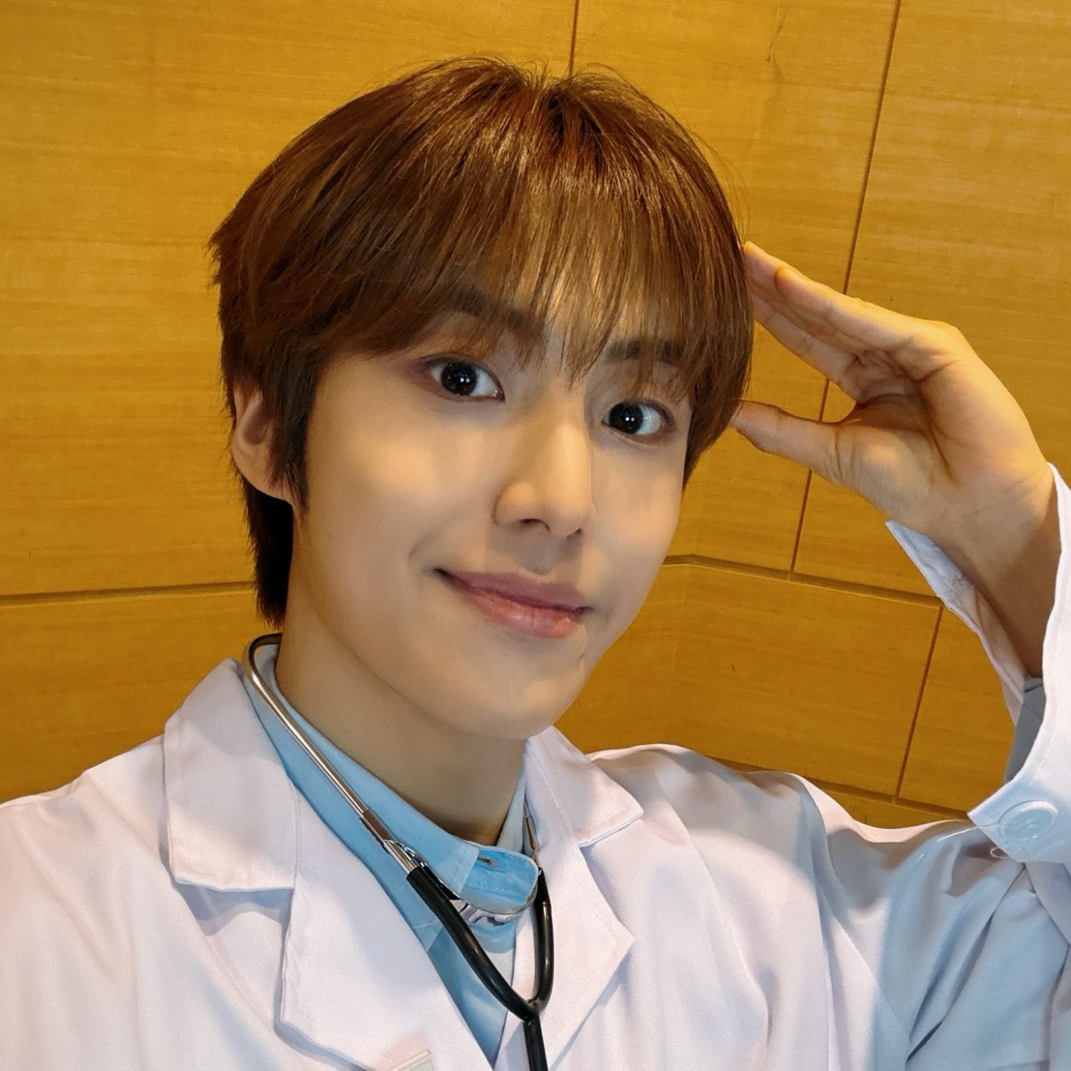 Recent activity shot of Lee Eunsang (YOUNITE)