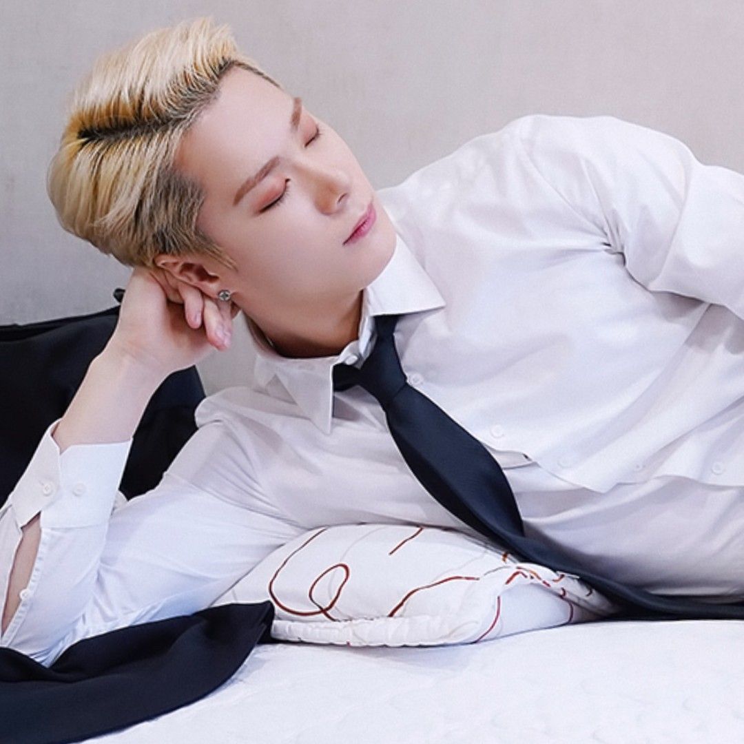 Latest photo of Moonbin (ASTRO)