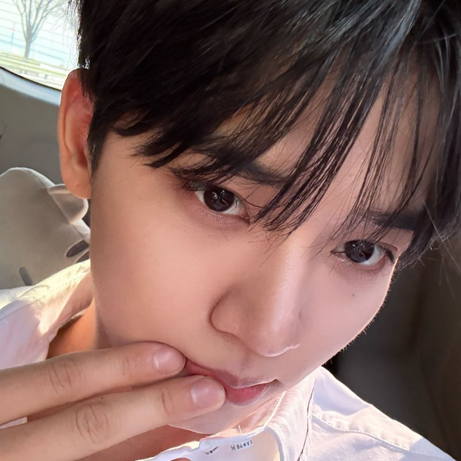 Recent activity shot of HYUK (OMEGA X)