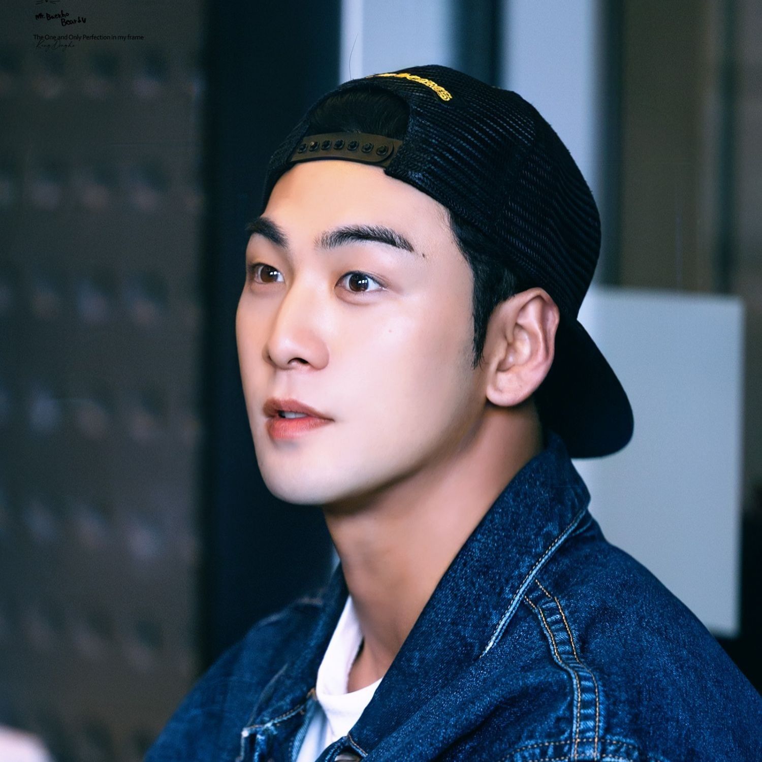 A moment captured by Baekho's fan