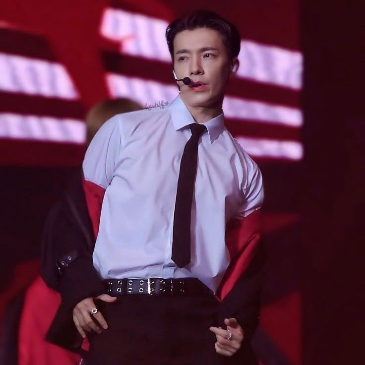 东海 (Super Junior)的最新照片