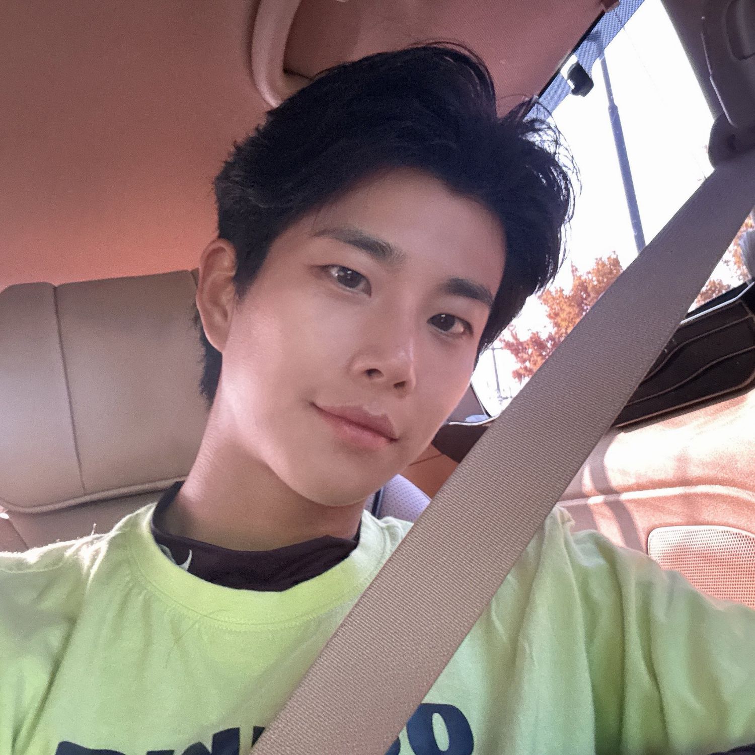 Latest photo of MJ (ASTRO)