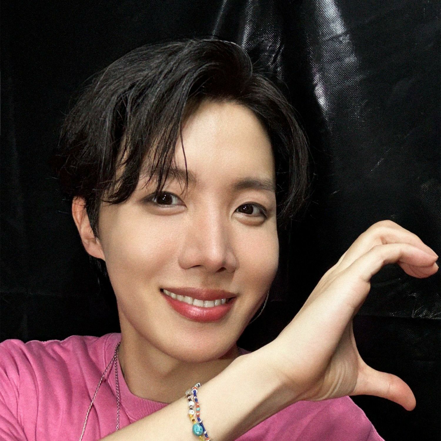 j-hope (BTS)の最近の活動写真
