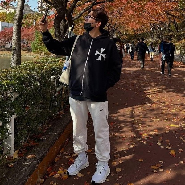 Popular profile picture of Lee Minwoo (SHINHWA) loved by fans