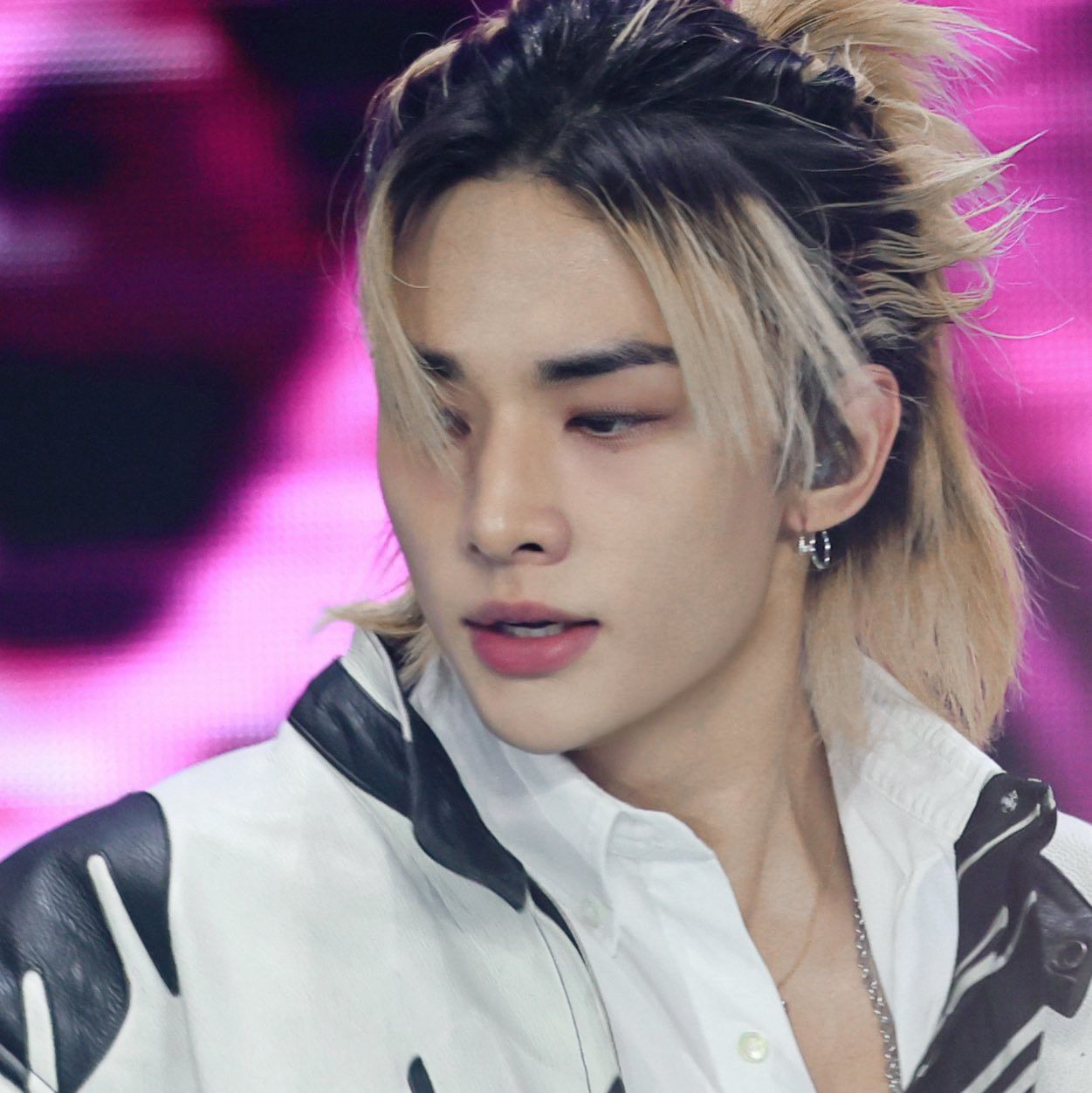 Behind-the-scenes cut of Hyunjin (Stray Kids)