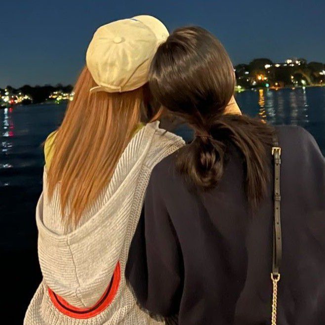 A moment captured by Dahyun (TWICE)'s fan