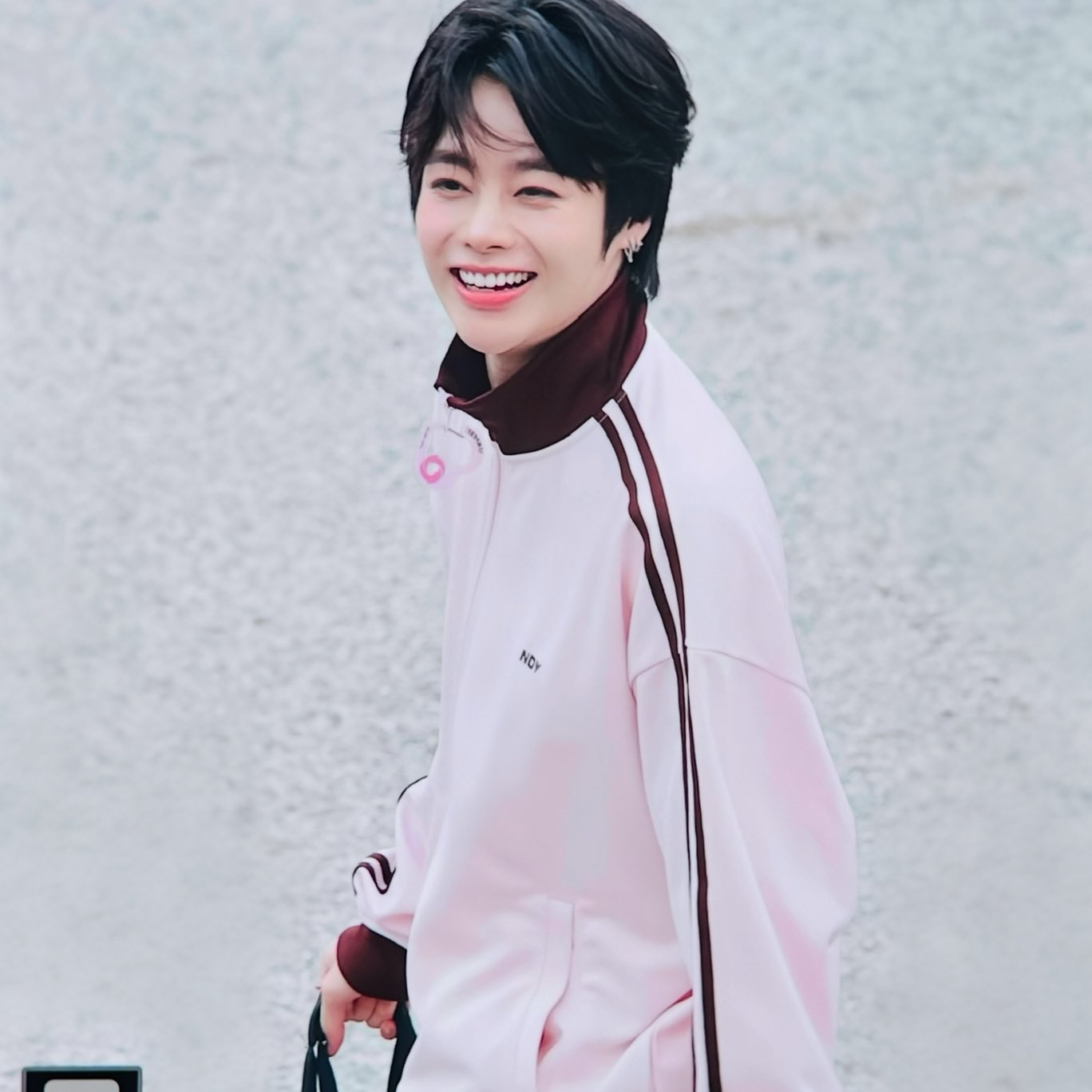 Behind-the-scenes cut of Hanbin (TEMPEST)