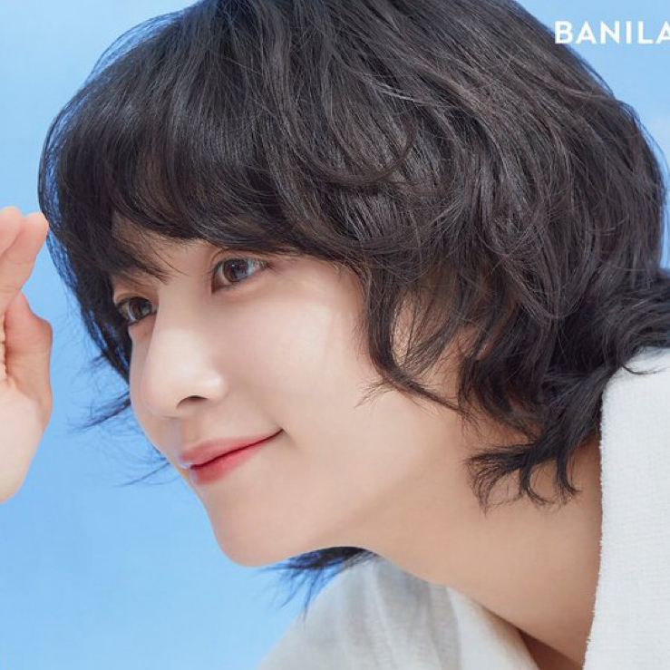 A moment captured by Jeonghan (SEVENTEEN)'s fan