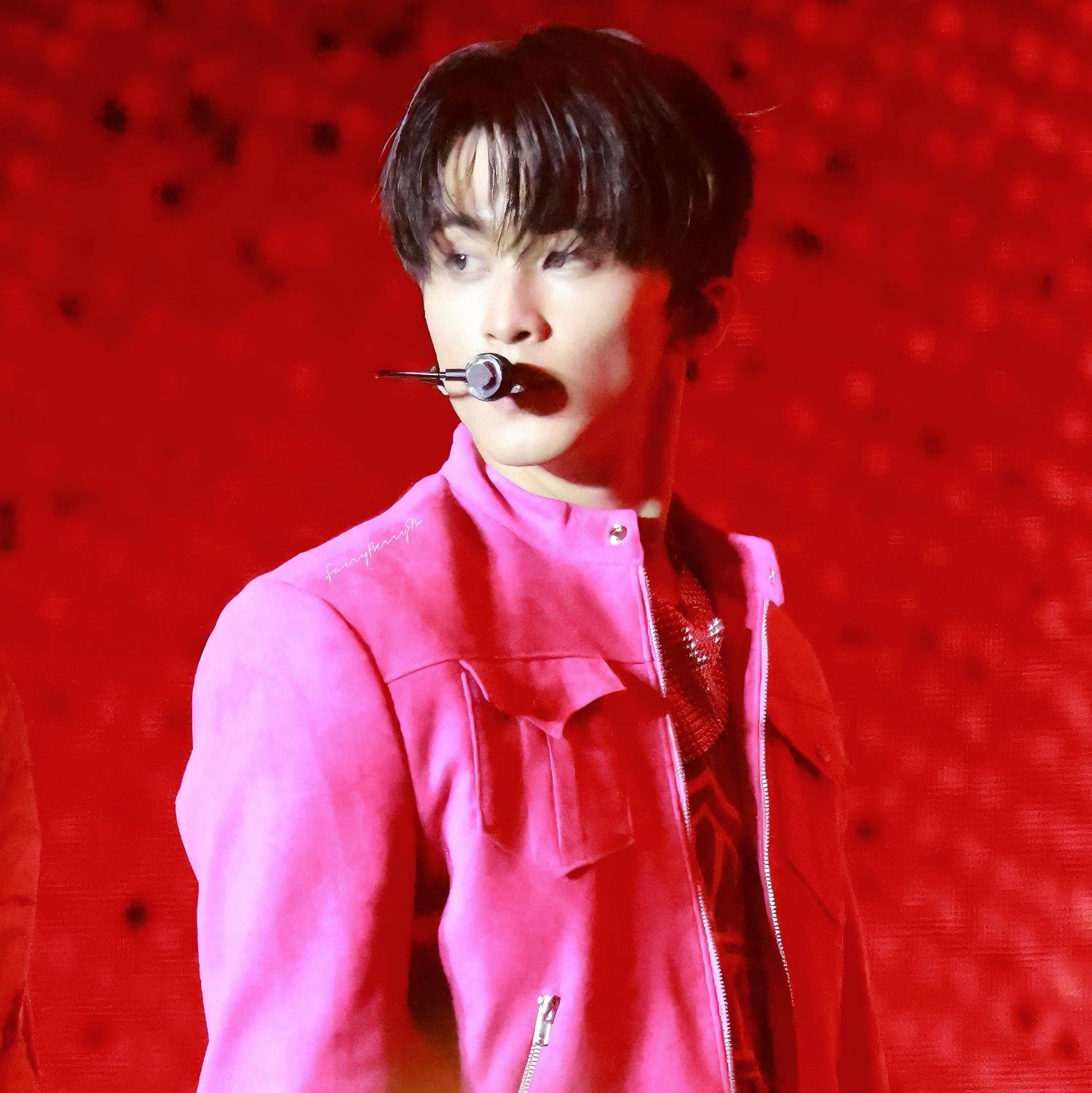 Latest photo of Mark (NCT 127, NCT DREAM)