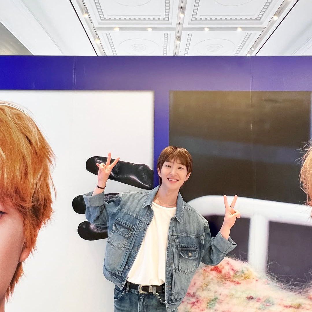 A moment captured by SHINee's fan