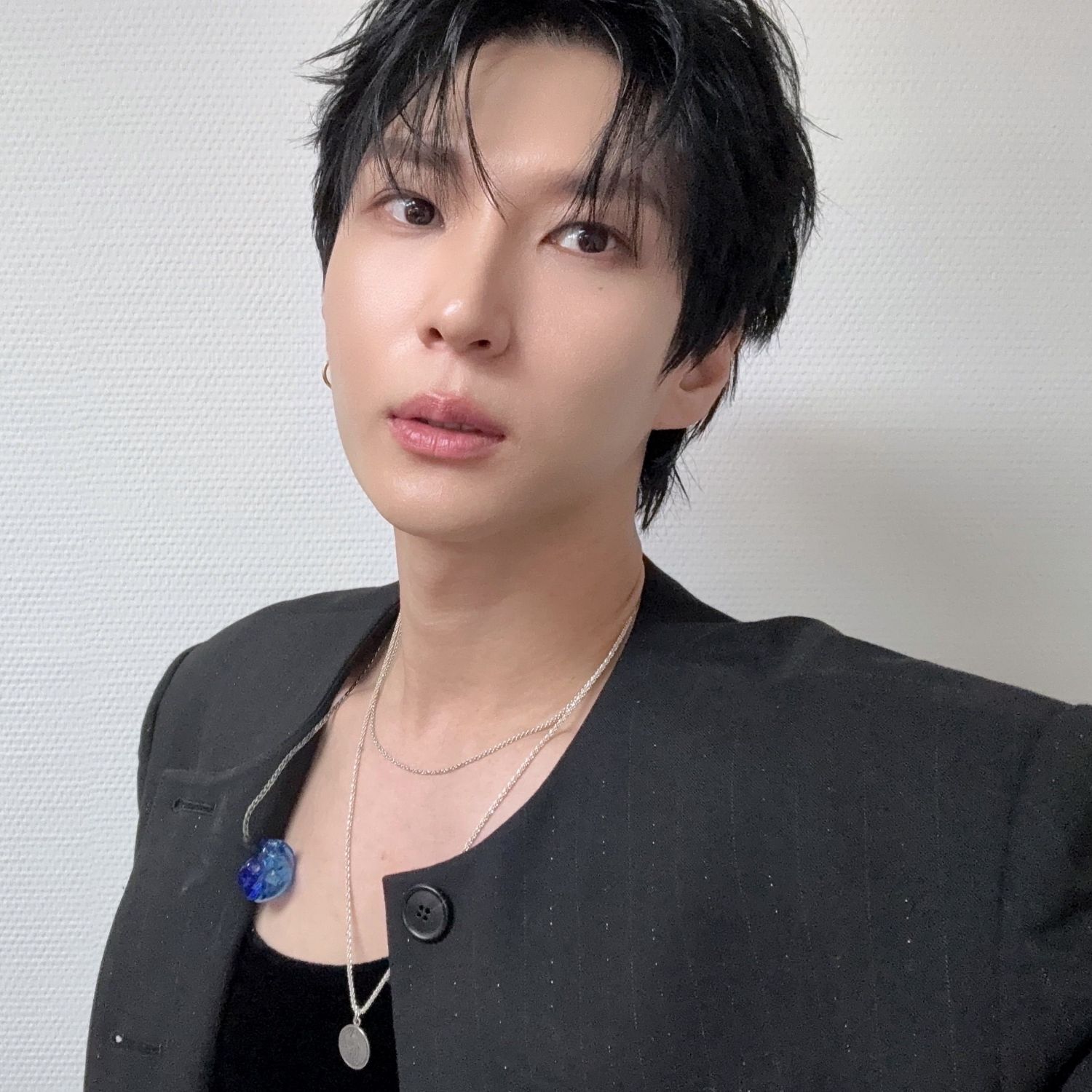 Feed komunitas K-pop terpanas hari ini