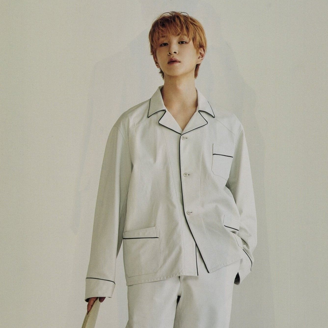 Behind-the-scenes cut of Onew (SHINee)