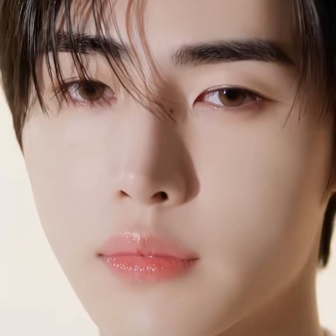 성훈 (ENHYPEN)의 비하인드 컷