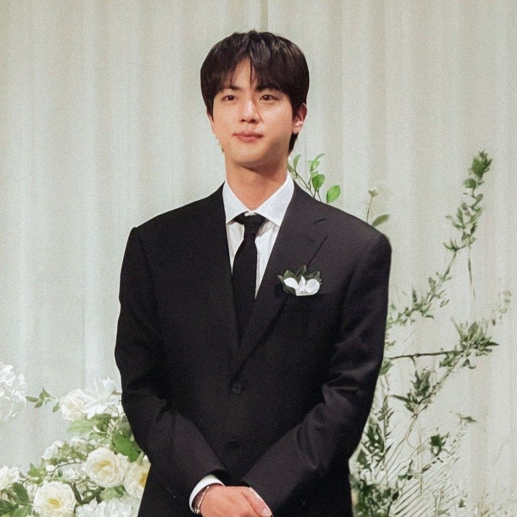 Latest photo of Jin (BTS)