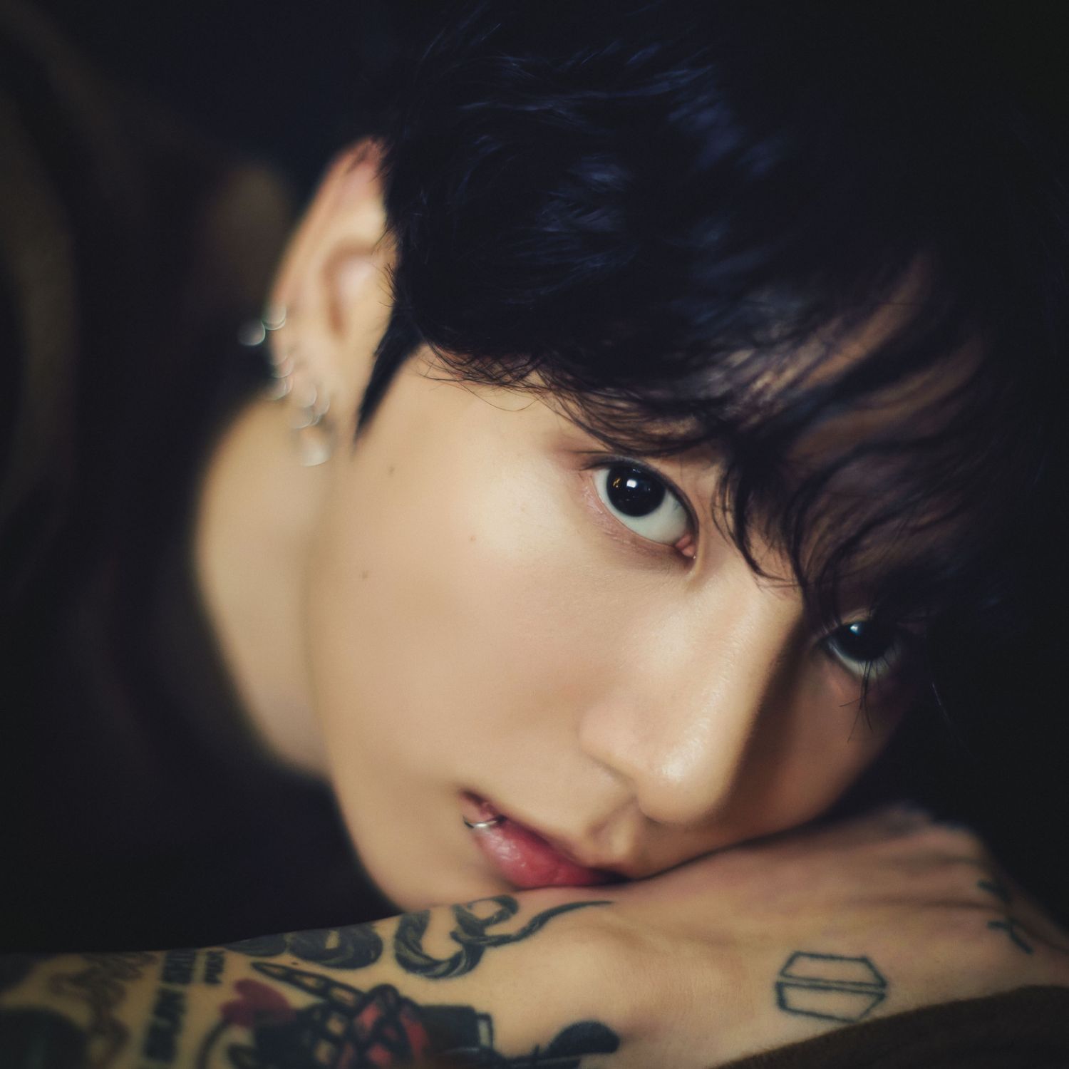 Behind-the-scenes cut of RM (BTS)