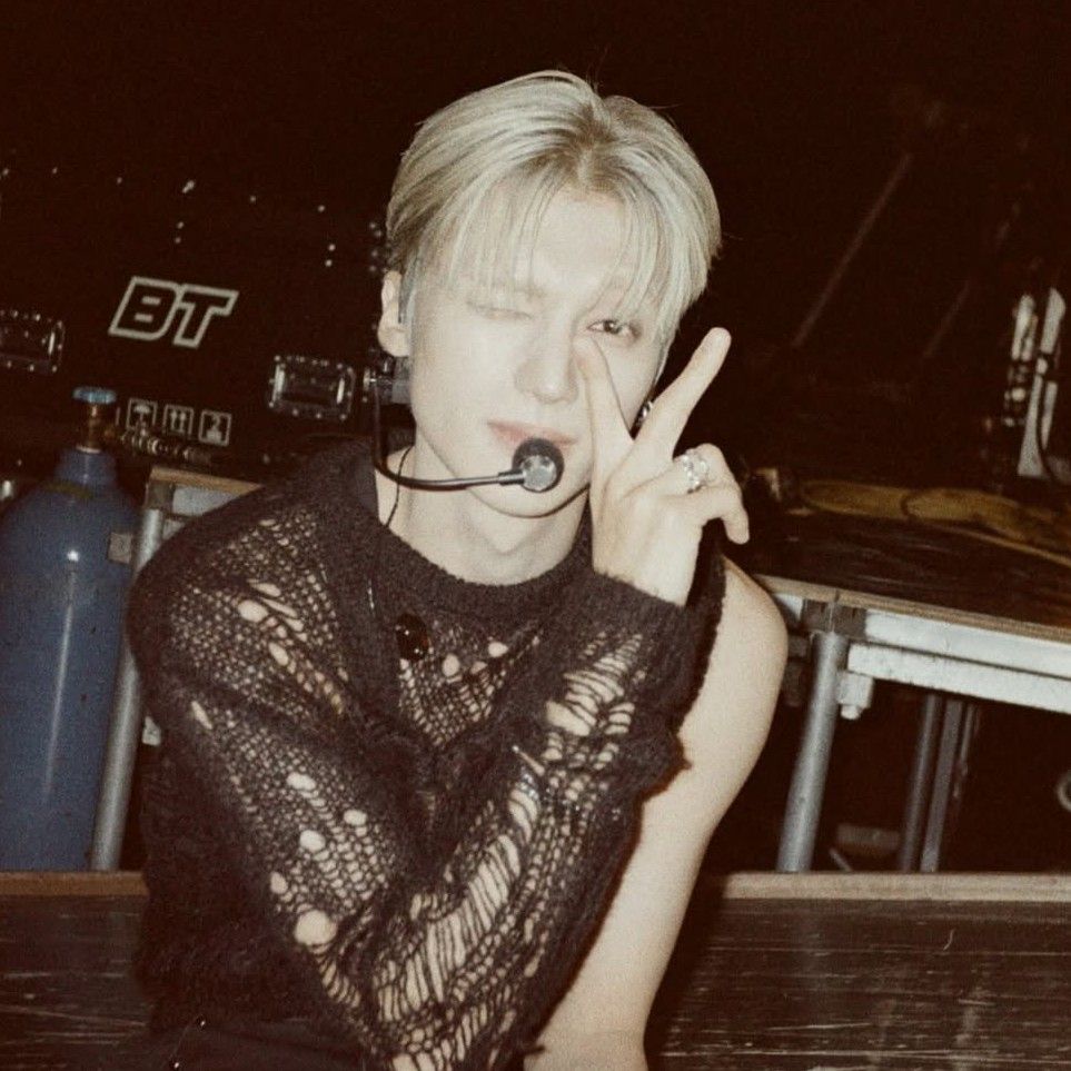 A moment captured by Wooyoung (ATEEZ)'s fan