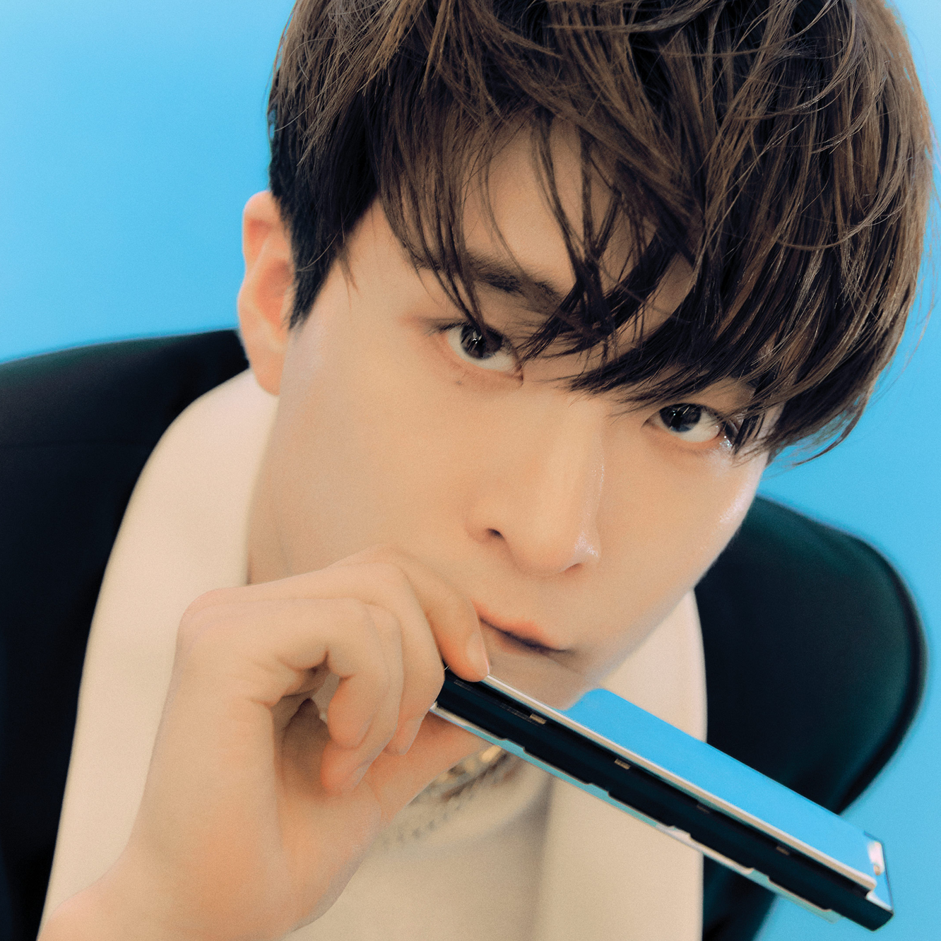 Behind-the-scenes cut of Youngjae (GOT7)