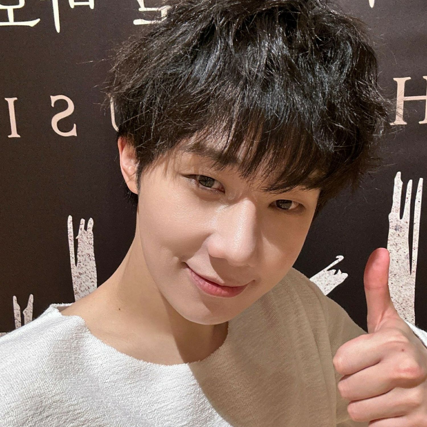 A moment captured by Sungkyu (INFINITE)'s fan