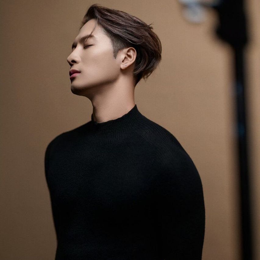 Behind-the-scenes cut of Jackson (GOT7)