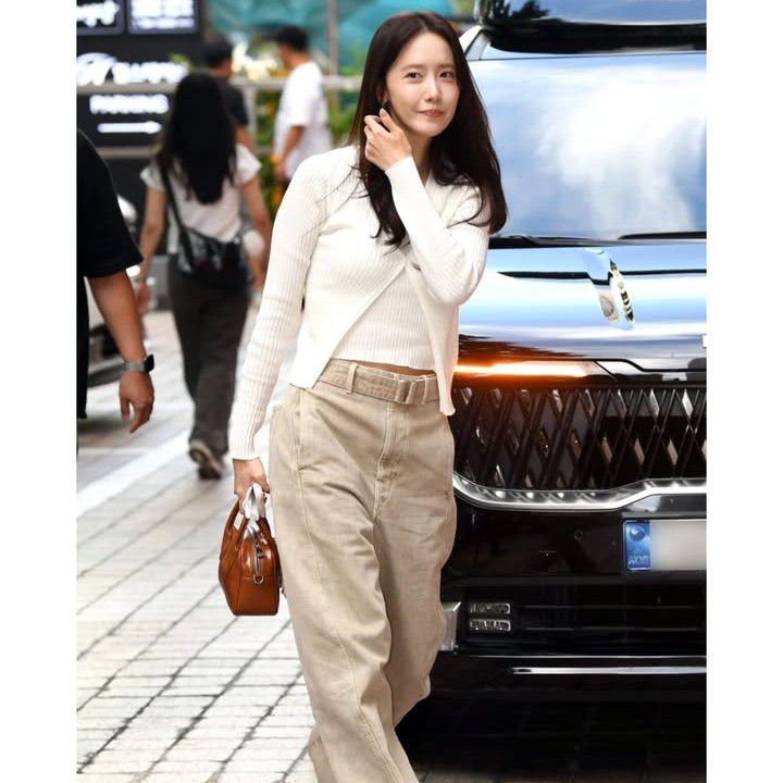 Latest photo of Yoona (Girls' Generation)