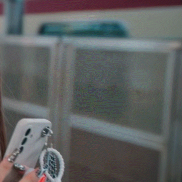Behind-the-scenes cut of Ayaka (NiziU)