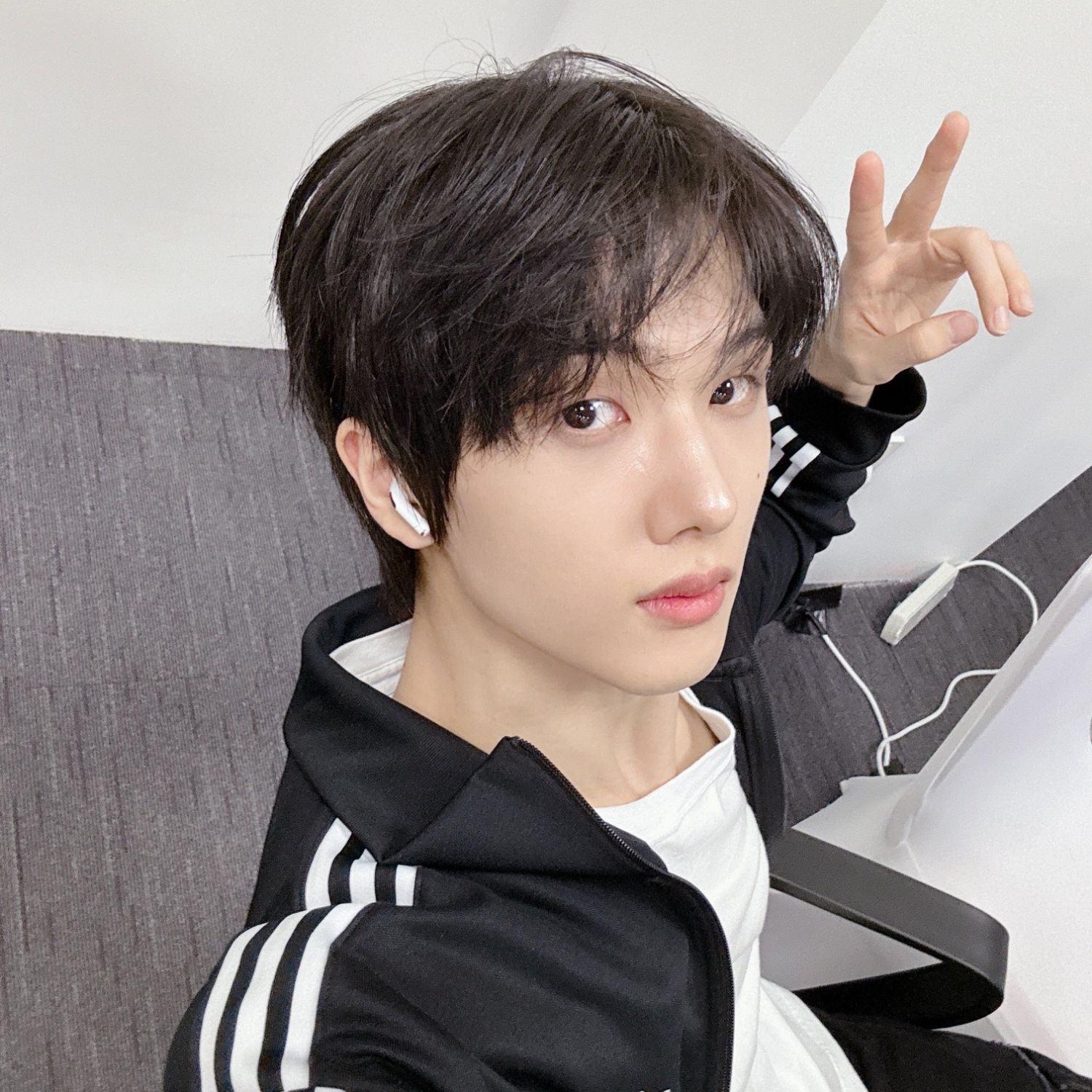 Behind-the-scenes cut of Jisung (NCT DREAM)