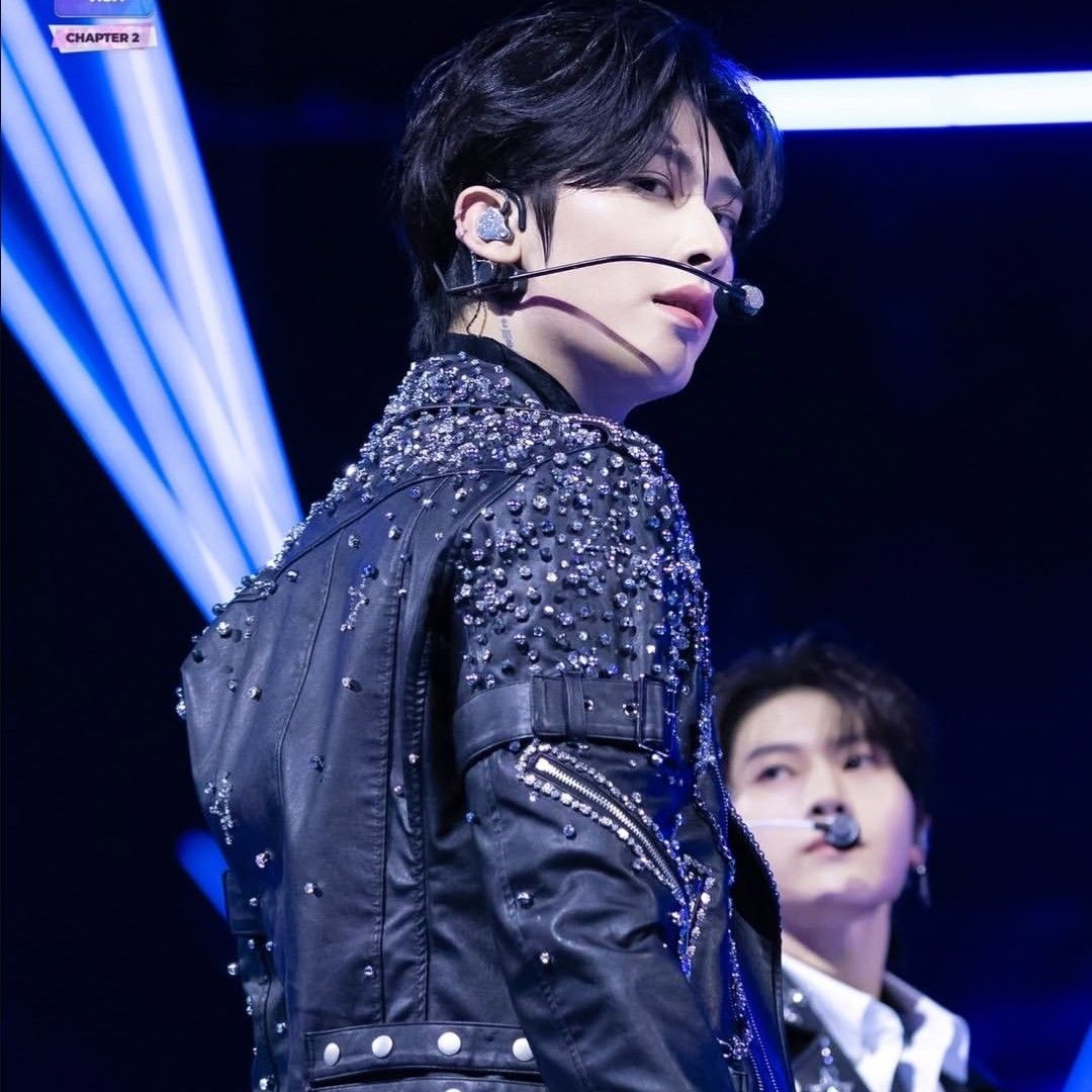 Recent activity shot of Ricky (ZEROBASEONE)