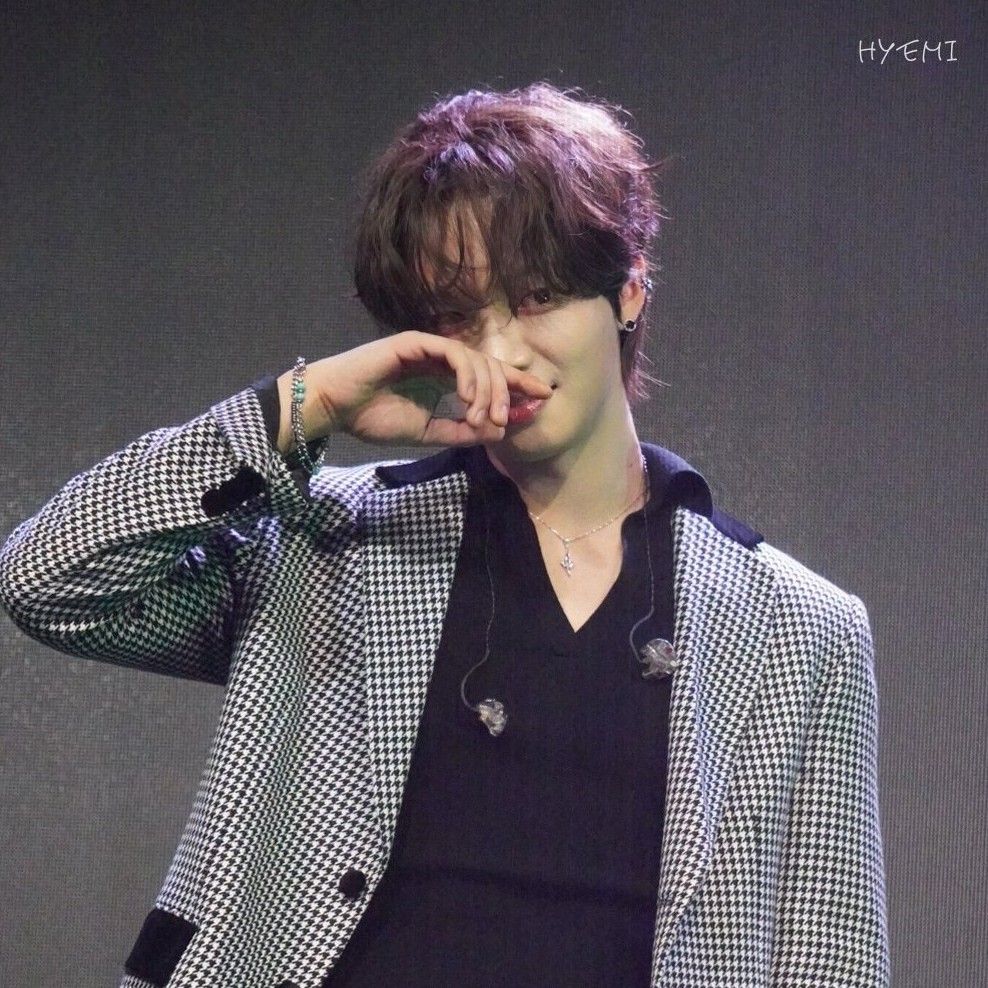 A moment captured by Lim Youngmin's fan