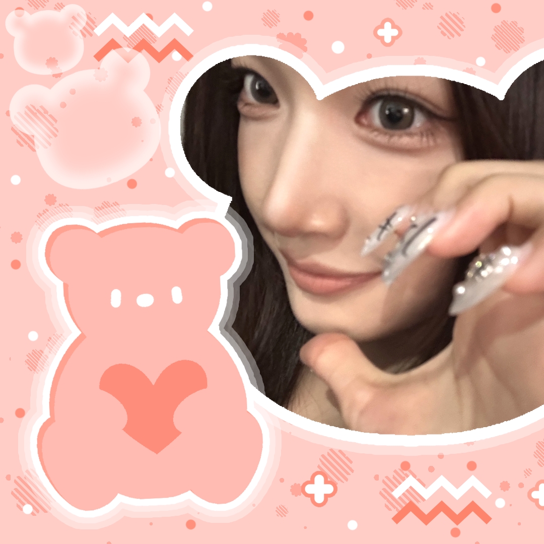 A moment captured by Ebin (SECRET NUMBER)'s fan