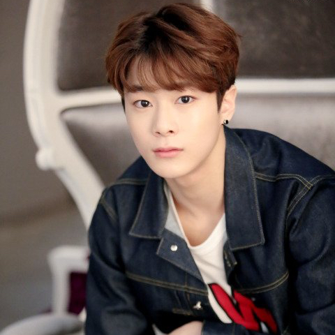 A moment captured by Moonbin (ASTRO)'s fan