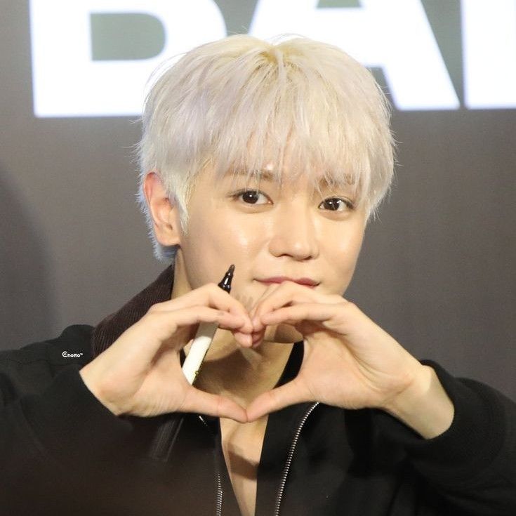 A moment captured by Taeyong (NCT 127)'s fan