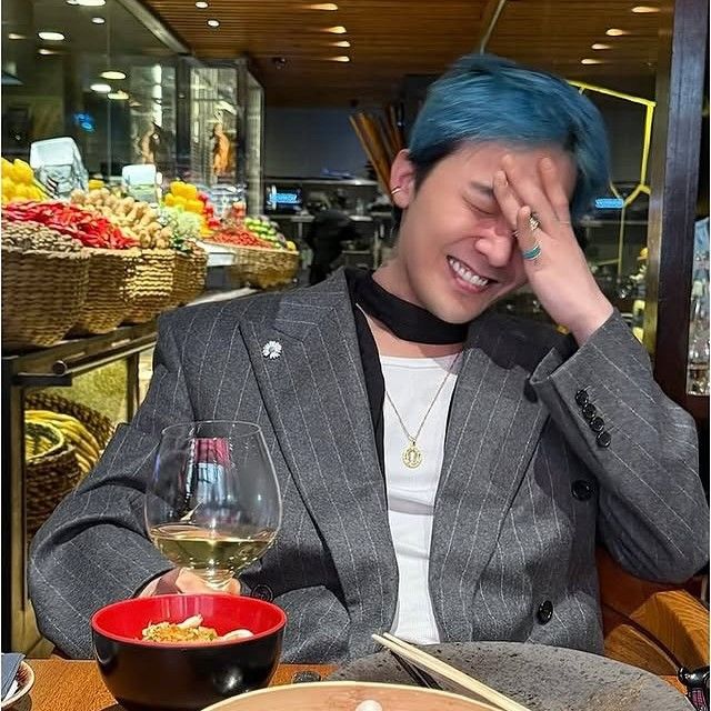Behind-the-scenes cut of G-DRAGON (BIGBANG)