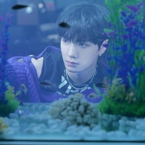 Behind-the-scenes cut of Kim Jonghyeon