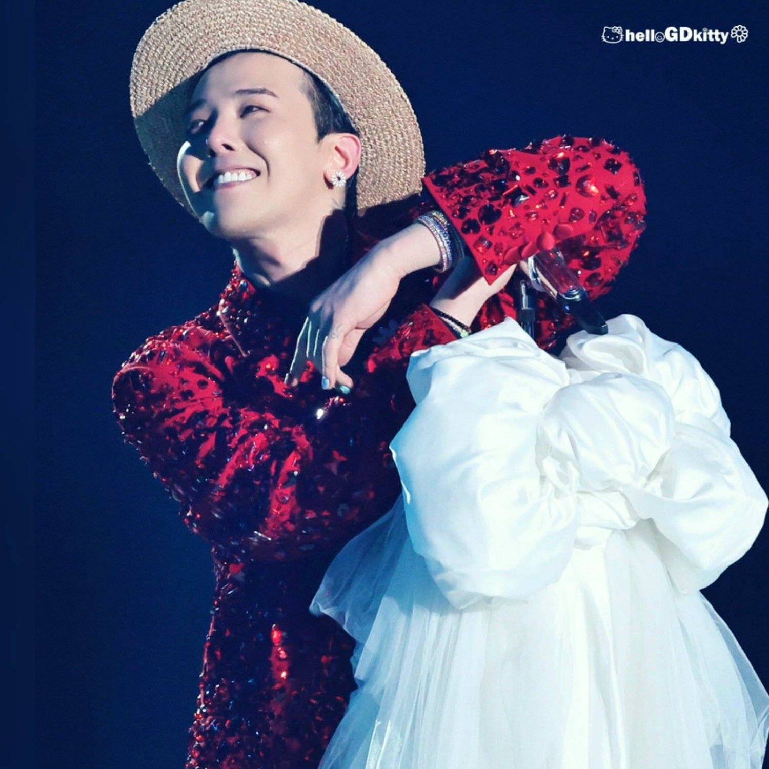 Recent activity shot of G-DRAGON (BIGBANG)