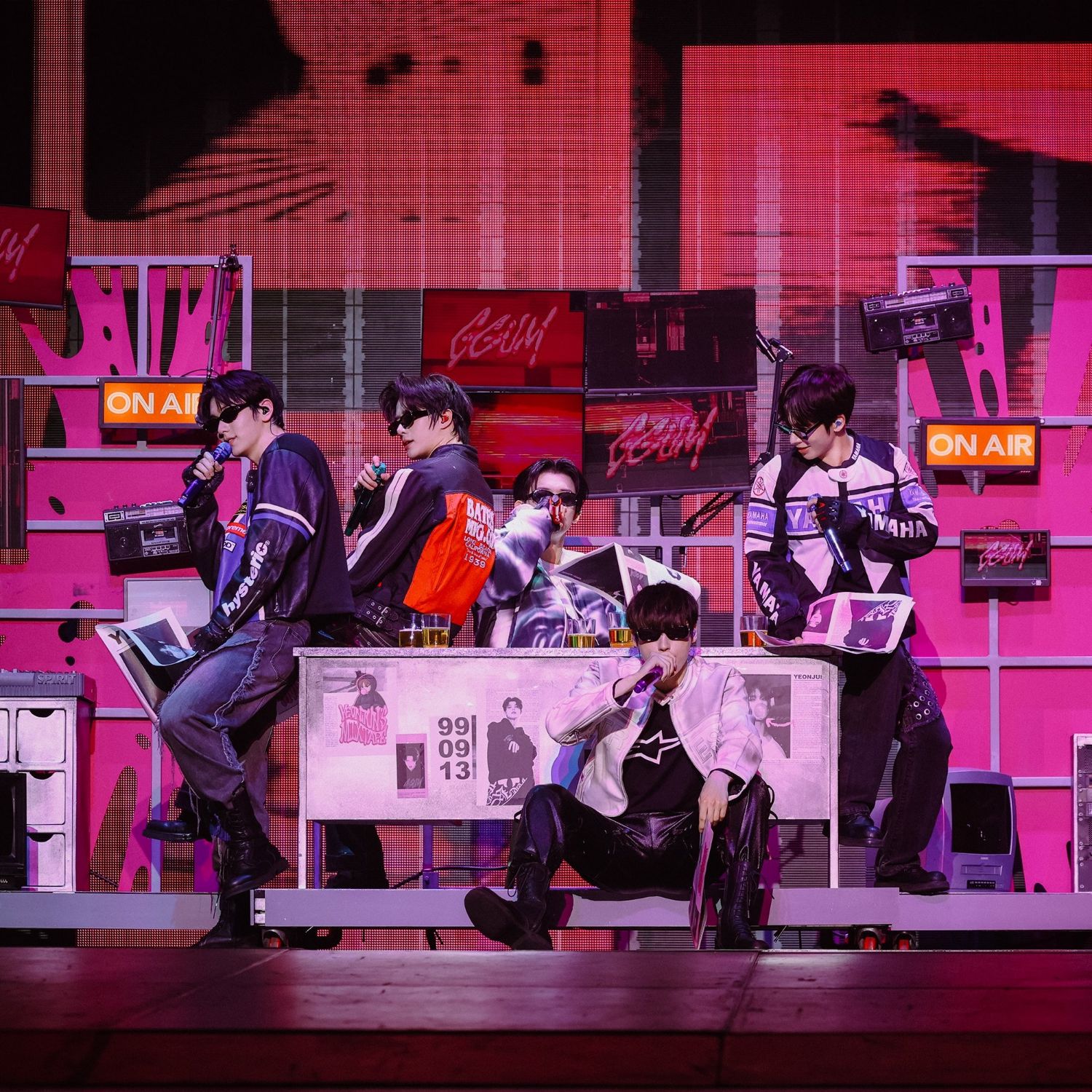 TOMORROW X TOGETHER的幕后花絮