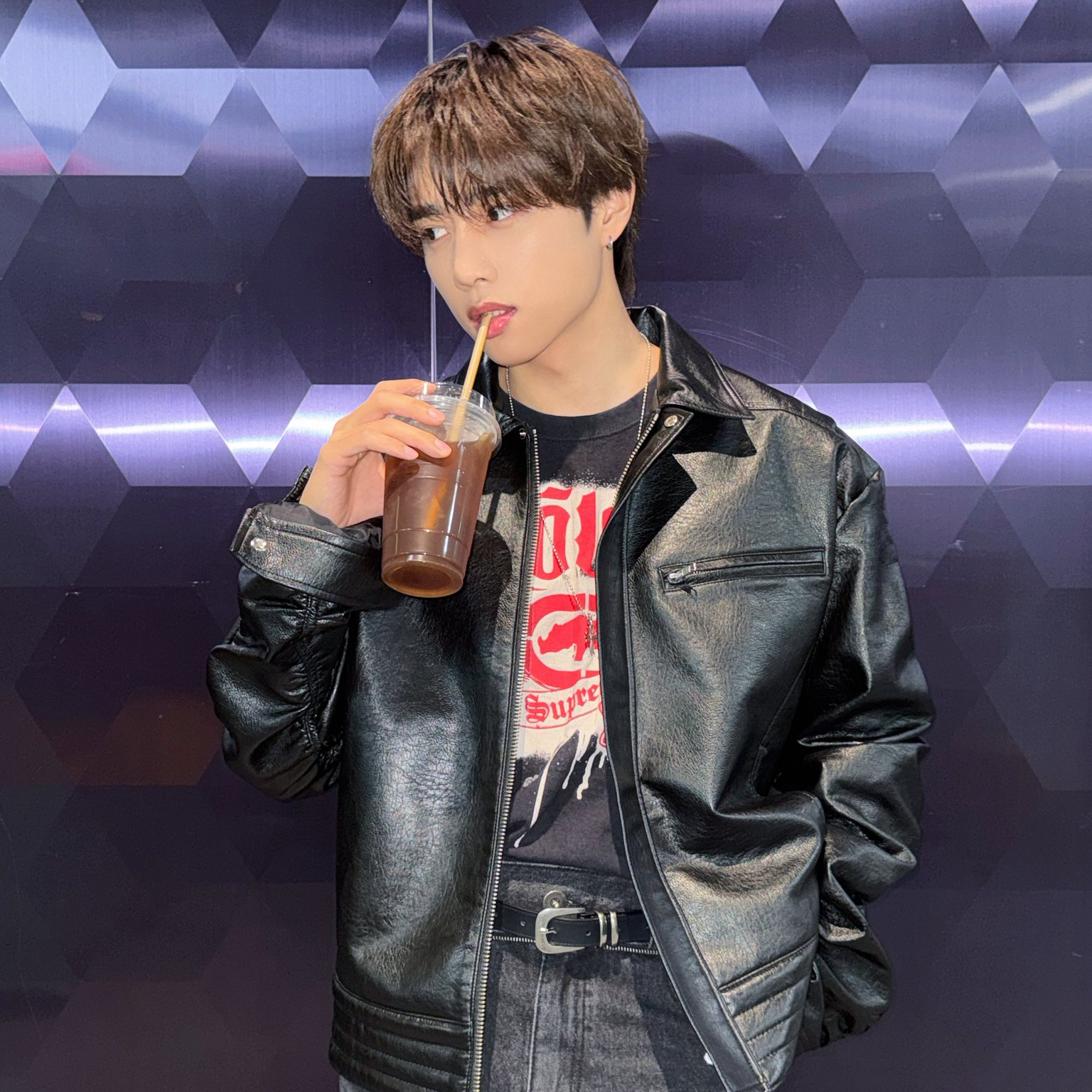 선우 (더보이즈)의 비하인드 컷