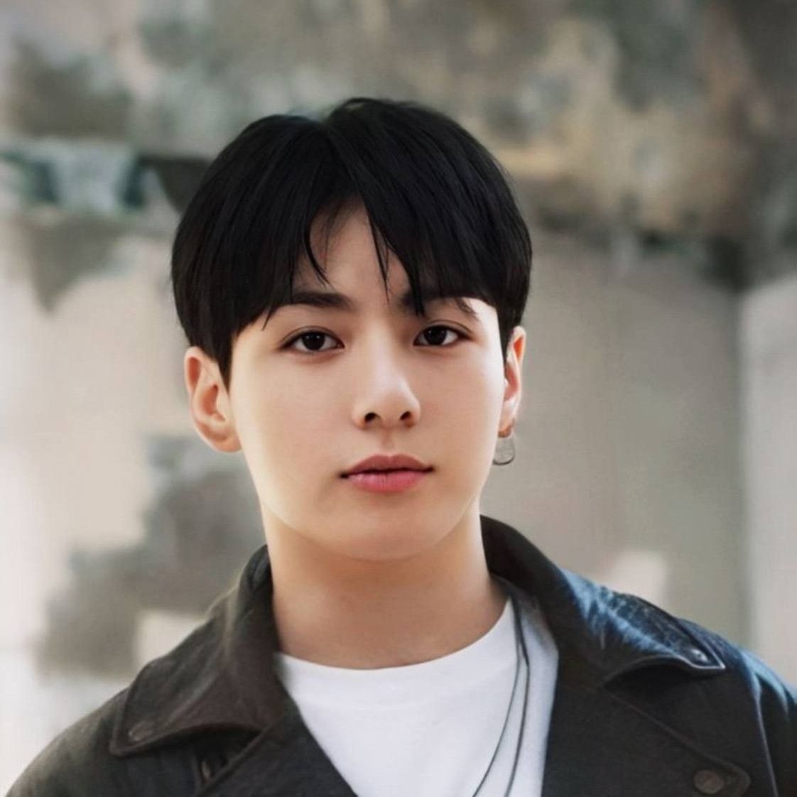Latest photo of Jungkook (BTS)